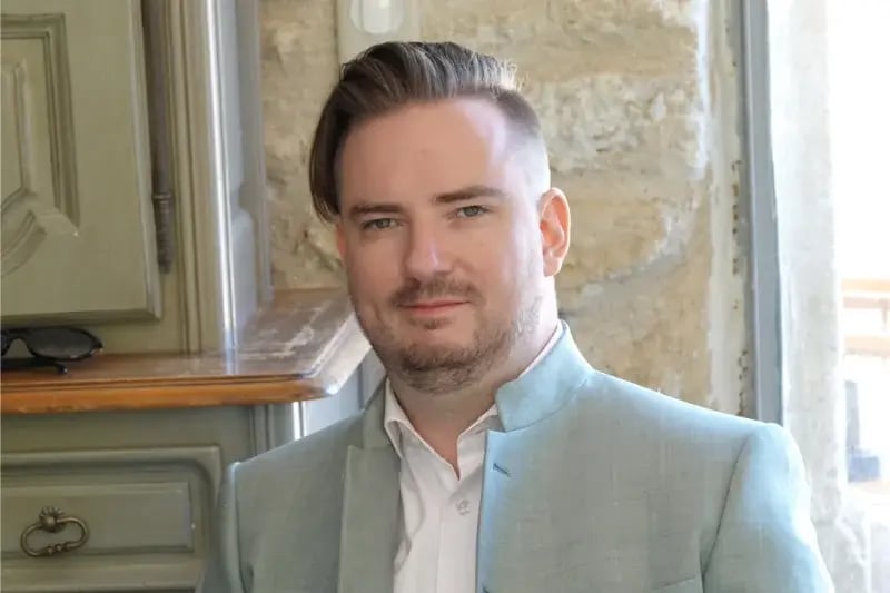 Expert en migration des données clients