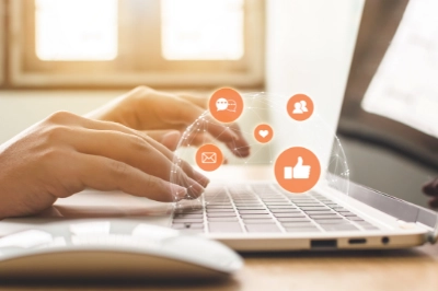 social crm b2b